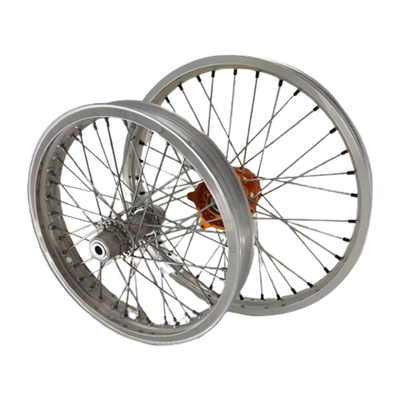 Legatura di alluminio NINJA 601cc Ruote moto 1.85 x 17 pollici